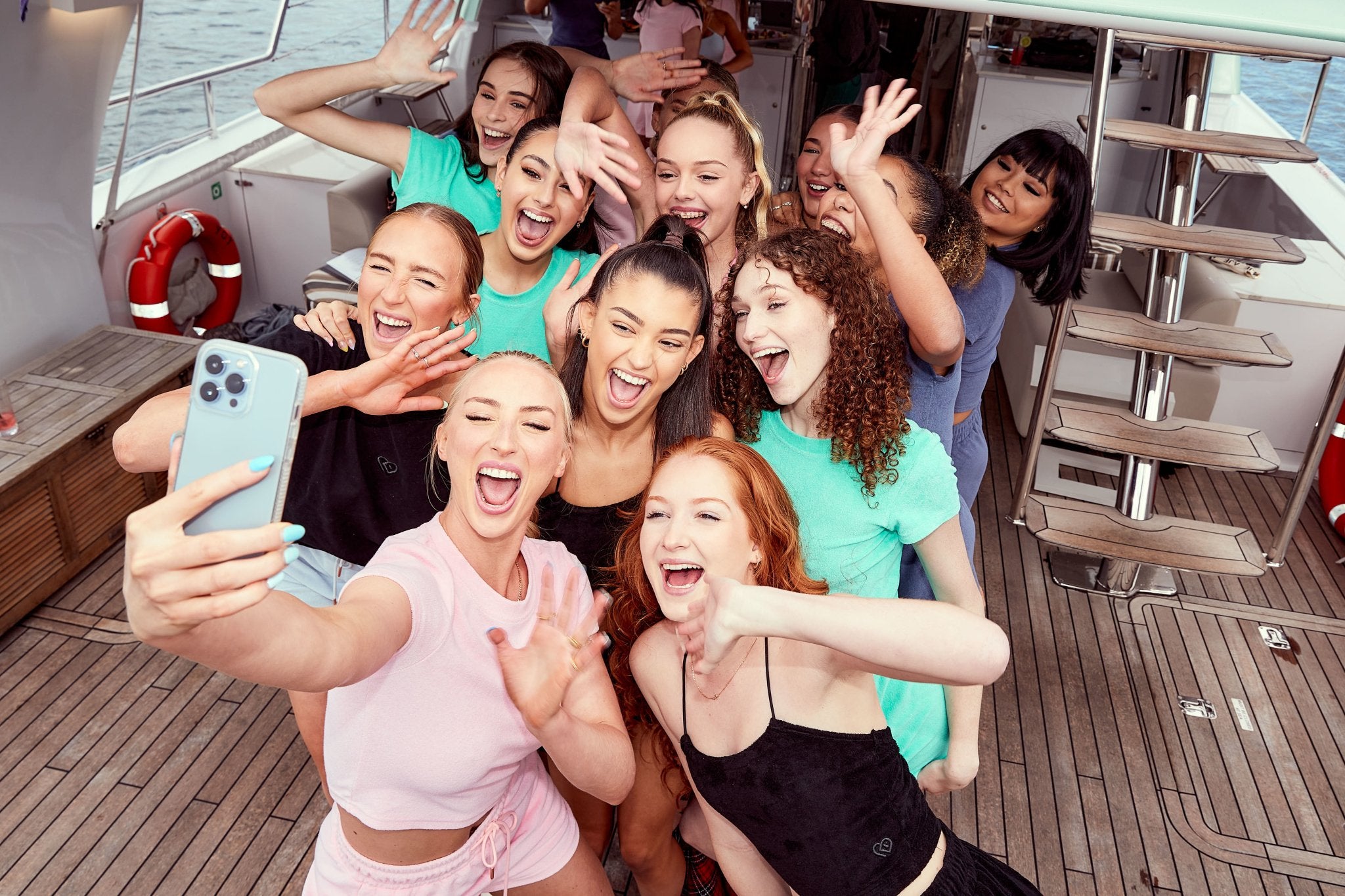 TIPS FOR MOVING AWAY FROM HOME - Claudia Dean World