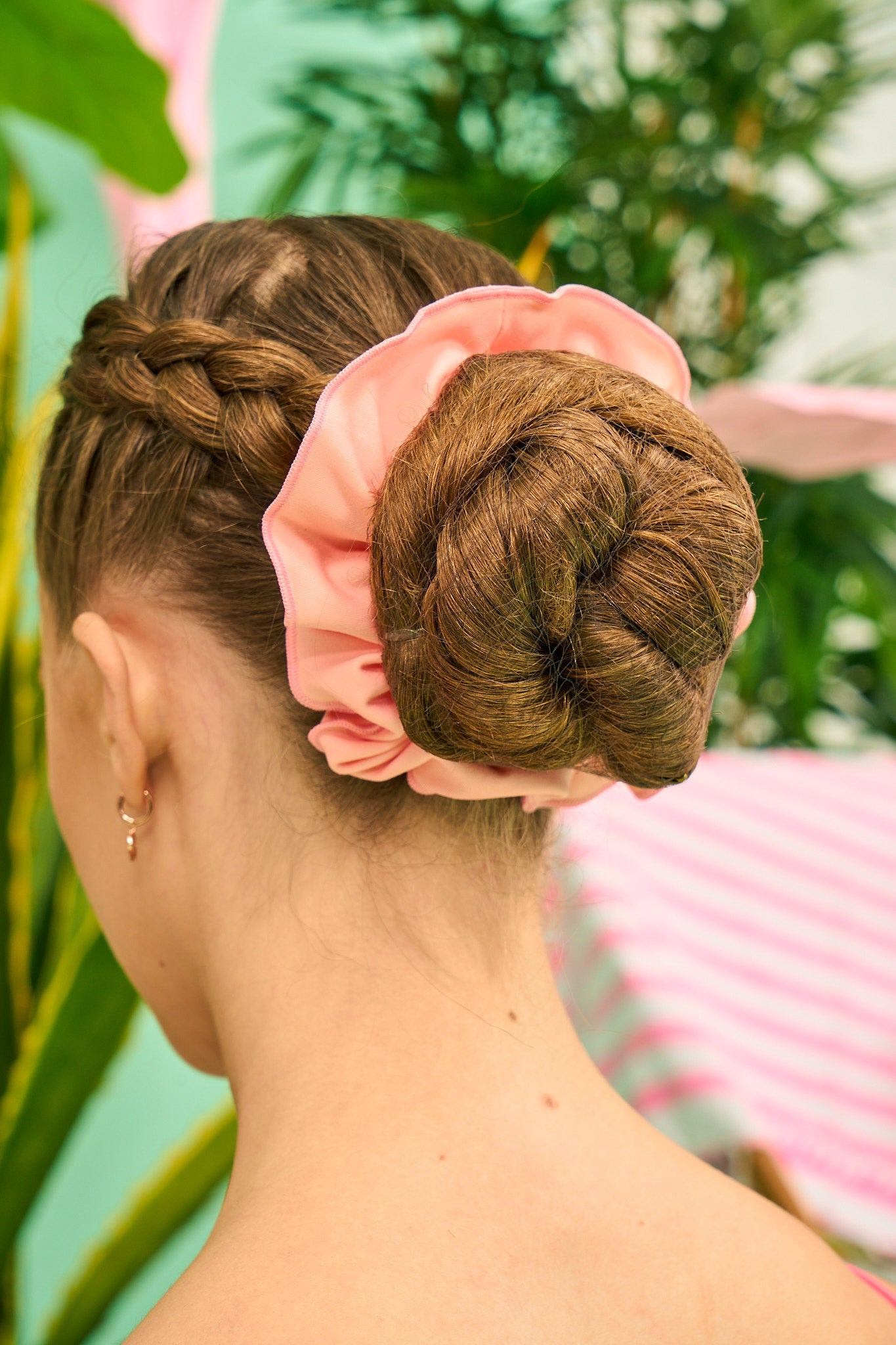 Ballerina bun