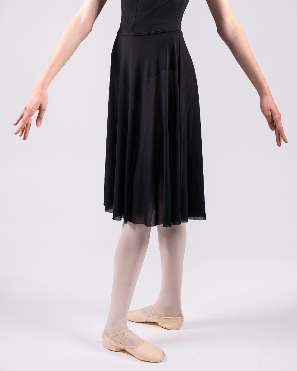 Noir Alina 3/4 Skirt