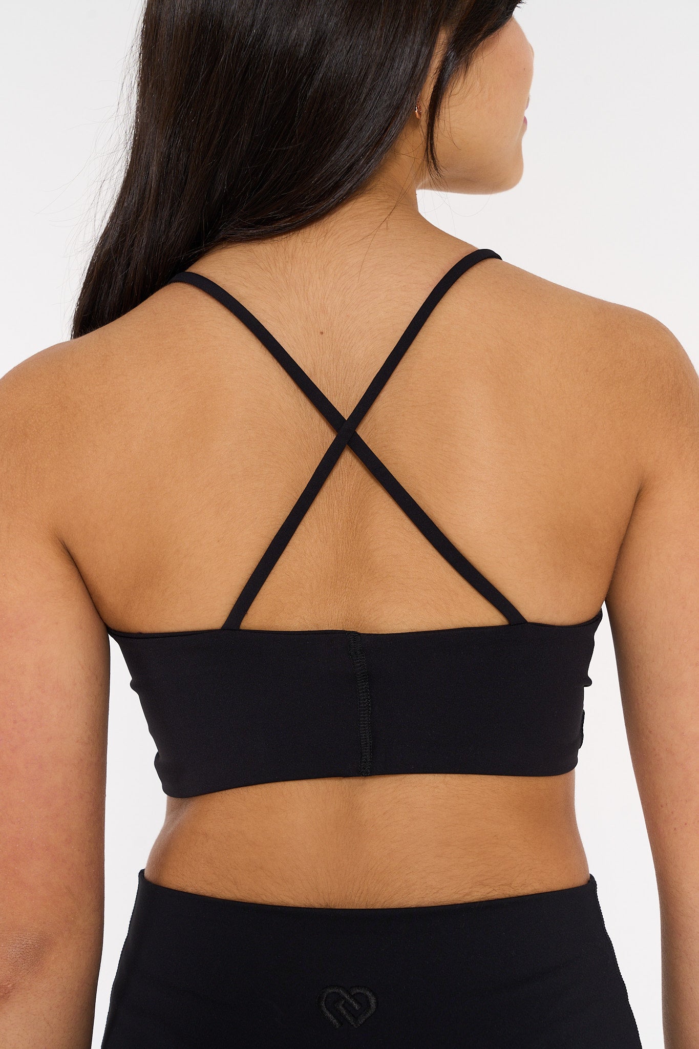 Noir Black Knot Crop