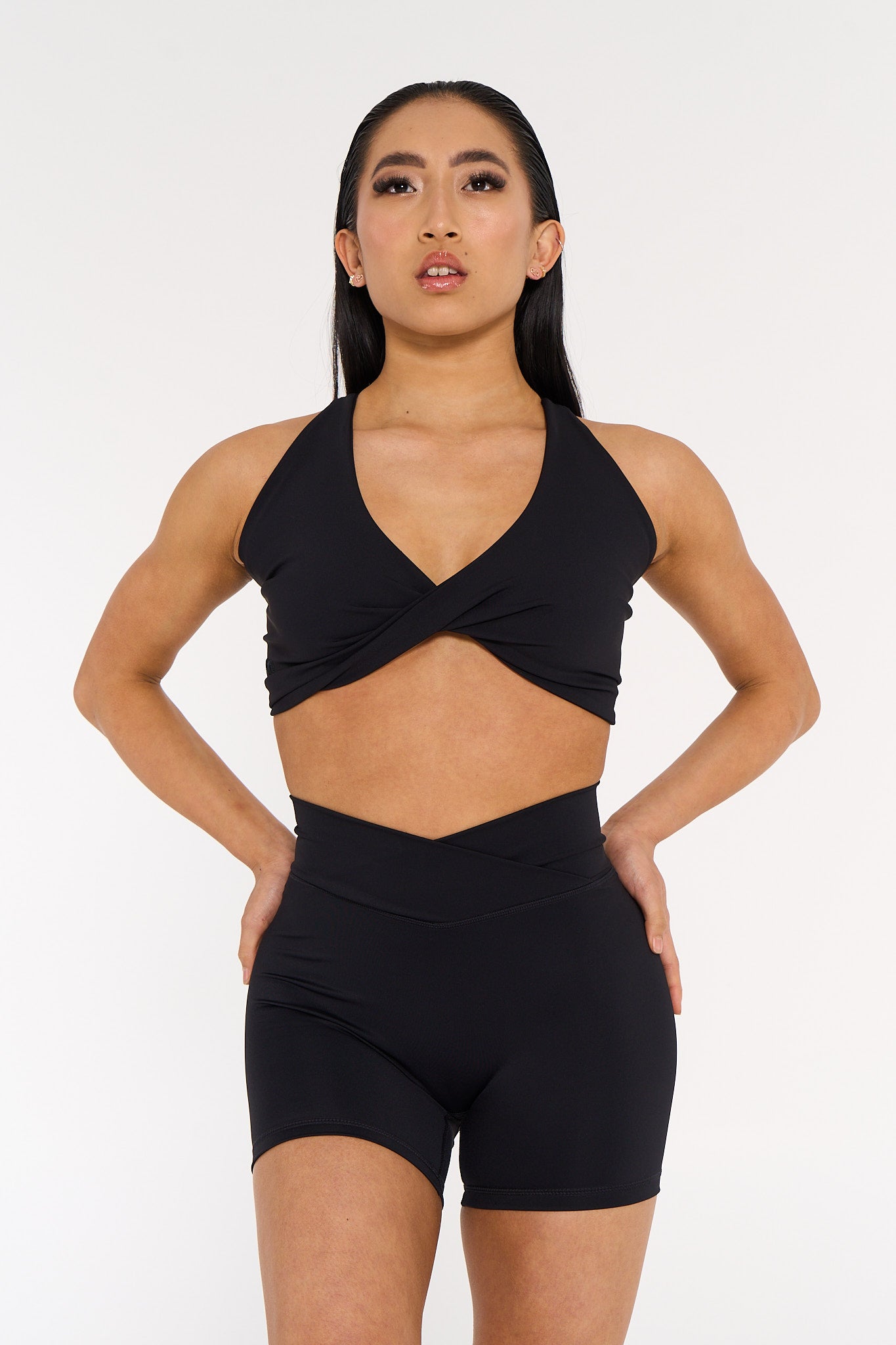 Noir Black Twist Crop