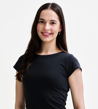 GEORGIA MCKEON - LEAD COACH